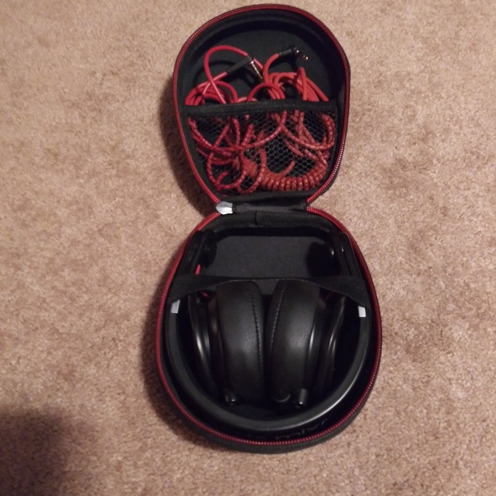 Beats by DRE headphones
